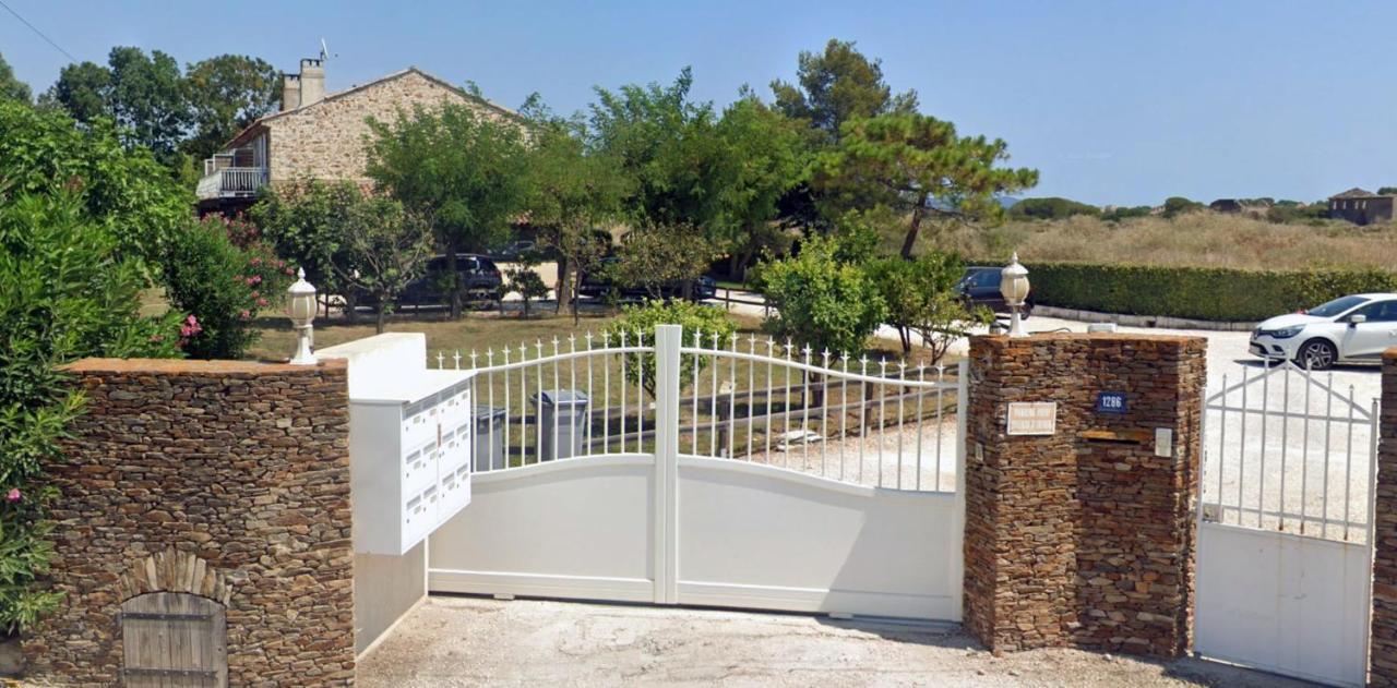 Grand Studio A 5Mns De La Plage Des Salins Hyères Exteriör bild