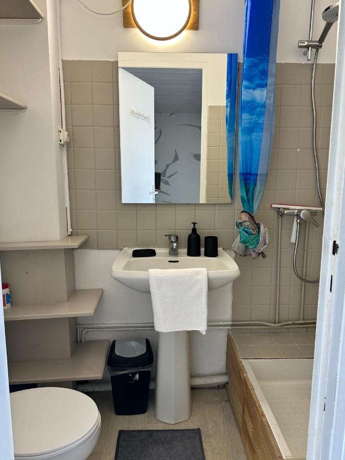 Grand Studio A 5Mns De La Plage Des Salins Hyères Exteriör bild