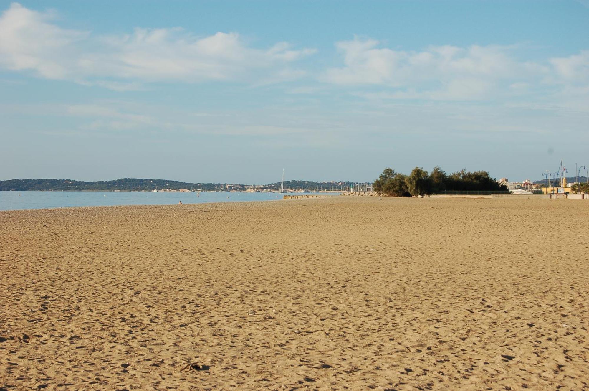 Grand Studio A 5Mns De La Plage Des Salins Hyères Exteriör bild